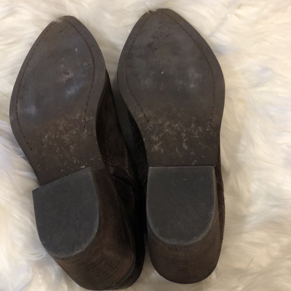 Carlos by Carlos Santana Suede Booties, 10 M - Picture 11 of 11